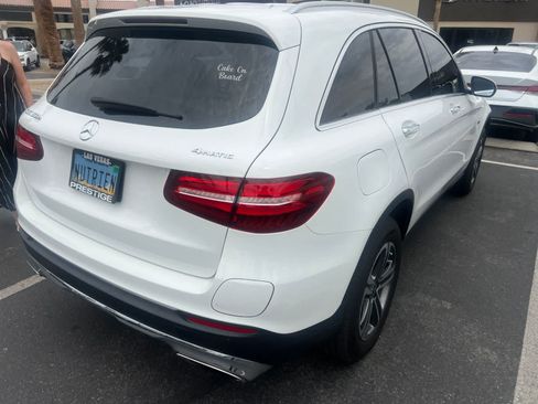 Used 2019 Mercedes-Benz GLC 350e 4MATIC image 3