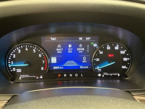 Used 2023 Ford Explorer Limited image 13