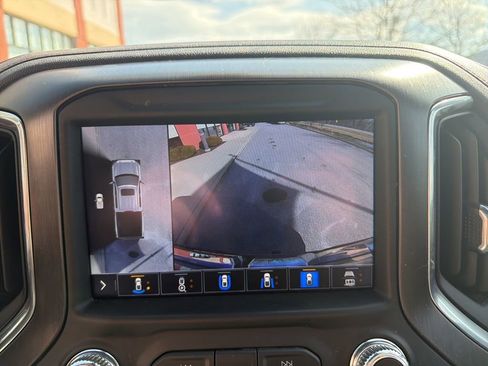 Used 2022 GMC Sierra 1500 AT4 w/ AT4 Premium Package AWD/4WD image 45