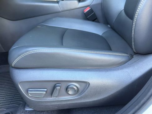 Used 2025 Toyota RAV4 XLE Premium AWD/4WD image 17