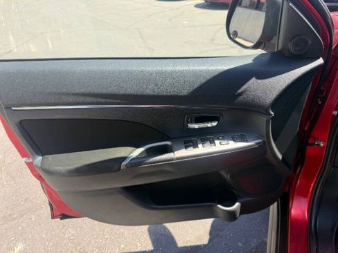 Used 2018 Mitsubishi Outlander Sport ES FWD image 9