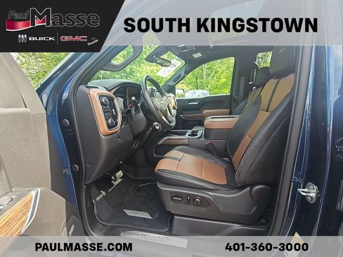 Used 2021 Chevrolet Silverado 1500 High Country w/ Technology Package AWD/4WD image 14