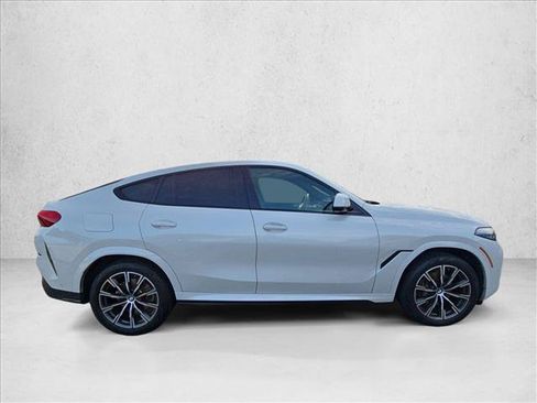 Used 2024 BMW X6 xDrive40i w/ Executive Package AWD/4WD image 4