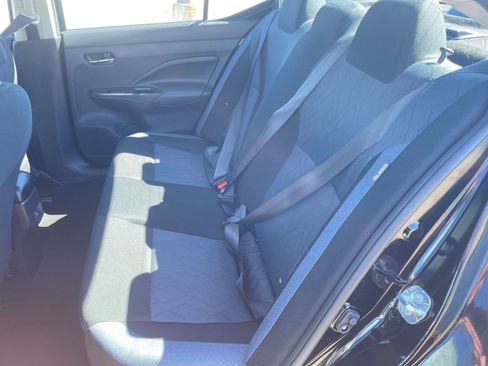 Used 2025 Nissan Versa SV image 35