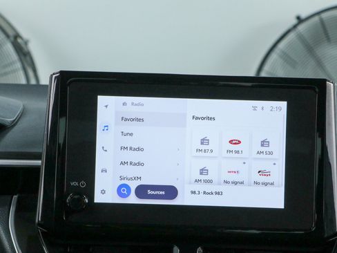 Used 2025 Toyota Corolla LE FWD image 19