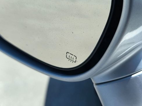 Used 2009 Dodge Challenger R/T image 19