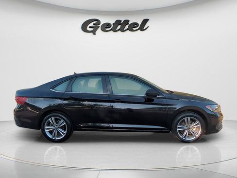 Used 2024 Volkswagen Jetta SE FWD image 4