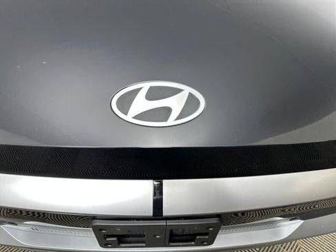 Used 2025 Hyundai Ioniq 5 SEL image 9