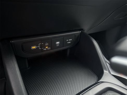 New 2025 Kia K4 LXS image 29