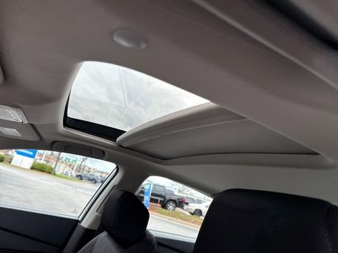 Used 2025 Honda Accord SE image 16