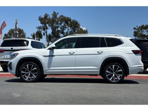 Used 2024 Volkswagen Atlas SEL Premium R-Line AWD/4WD image 7