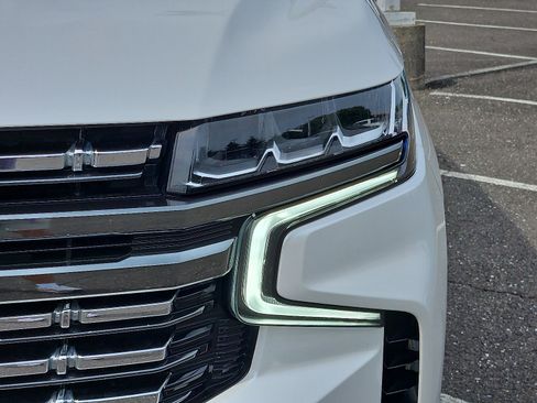 Used 2021 Chevrolet Tahoe RST w/ Luxury Package image 9