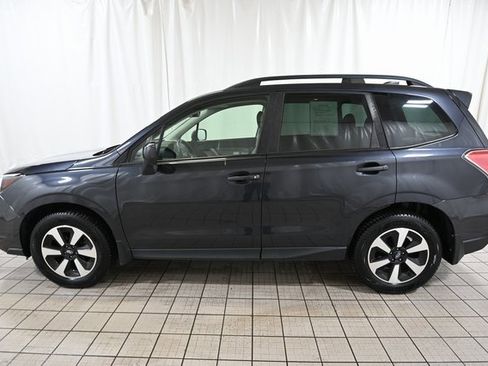 Used 2018 Subaru Forester 2.5i Premium w/ All-Weather Package image 9