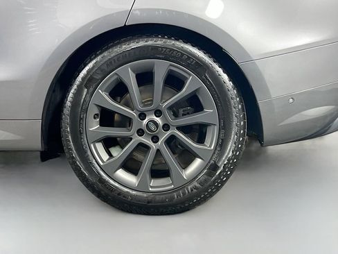 Certified 2024 Land Rover Range Rover Sport Dynamic SE AWD/4WD image 33