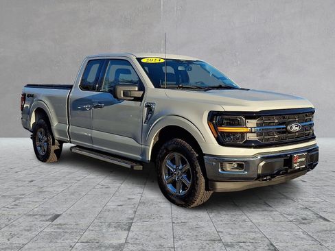 Used 2024 Ford F150 XLT AWD/4WD image 2