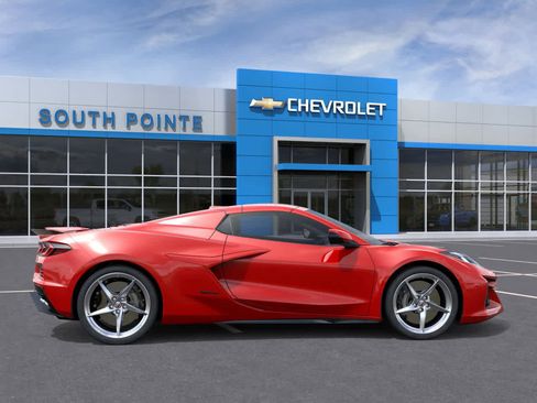 New 2025 Chevrolet Corvette E-Ray image 5