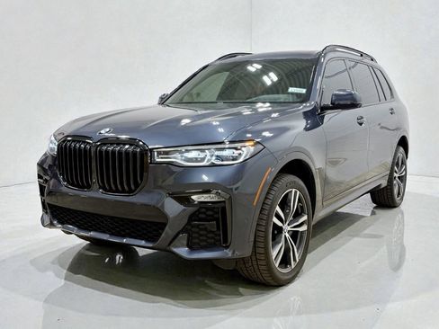Used 2021 BMW X7 xDrive40i w/ M Sport Package image 12