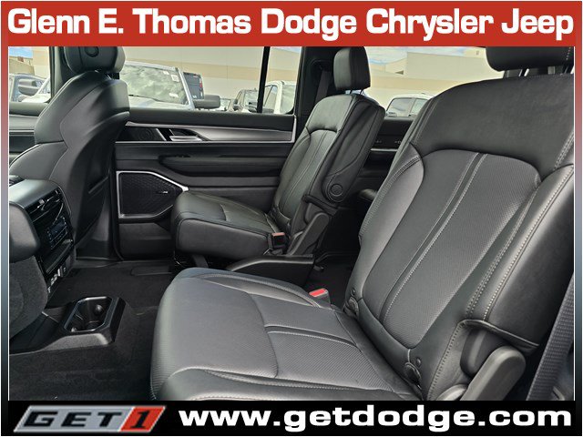 New 2026 Jeep Grand Wagoneer Limited AWD/4WD image 12