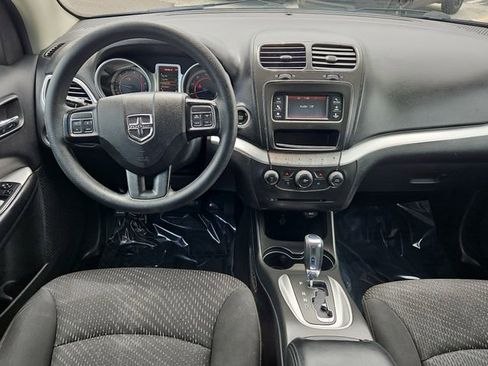 Used 2017 Dodge Journey SE FWD image 7