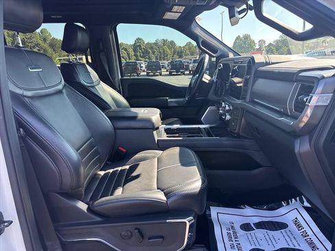 Used 2025 Ford F250 Platinum AWD/4WD image 12