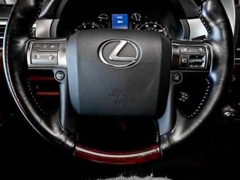 Used 2018 Lexus GX 460 Premium image 36