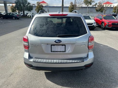 Used 2016 Subaru Forester 2.5i Premium image 6