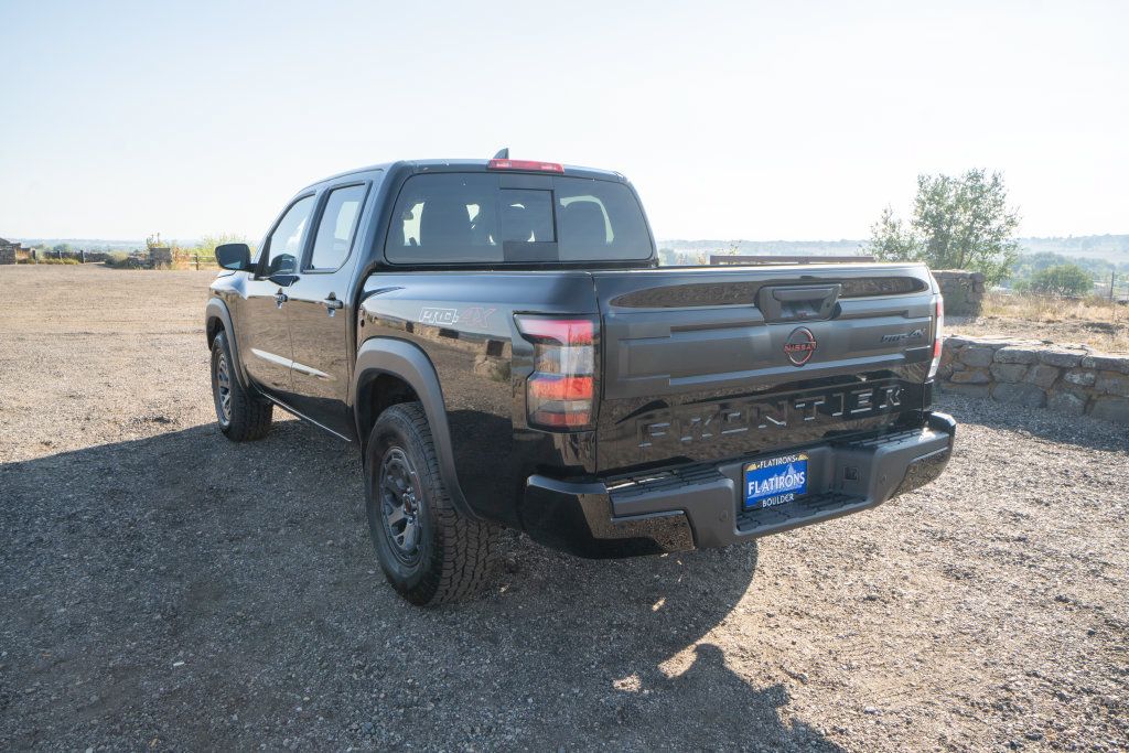 Used 2026 Nissan Frontier PRO-4X AWD/4WD image 7