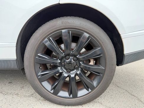 Used 2017 Land Rover Range Rover Supercharged AWD/4WD image 9