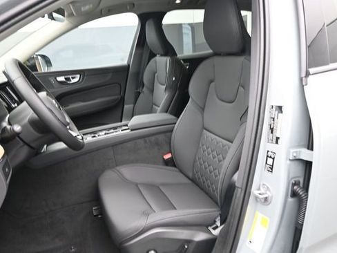 New 2026 Volvo XC60 B5 Core w/ Climate Package AWD/4WD image 10
