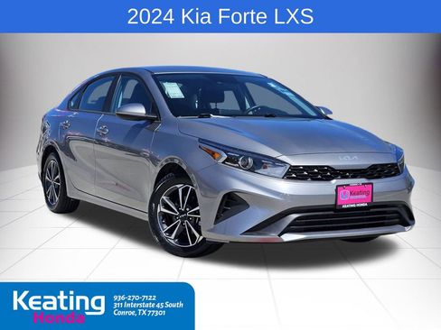 Used 2024 Kia Forte LXS image 1