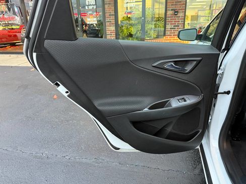Used 2022 Chevrolet Malibu LT image 19