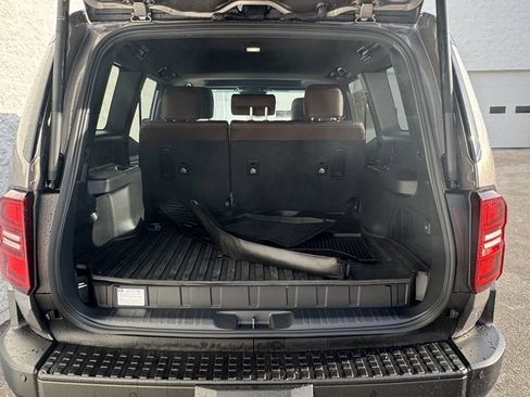 Used 2026 Toyota Land Cruiser image 10