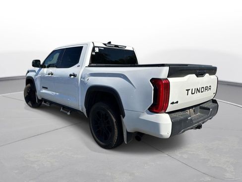Used 2023 Toyota Tundra SR5 w/ SR5 Convenience Package AWD/4WD image 8