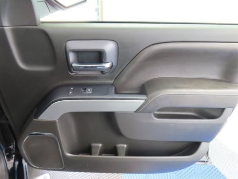 Used 2018 Chevrolet Silverado 1500 LTZ Z71 w/ Midnight Edition AWD/4WD image 32