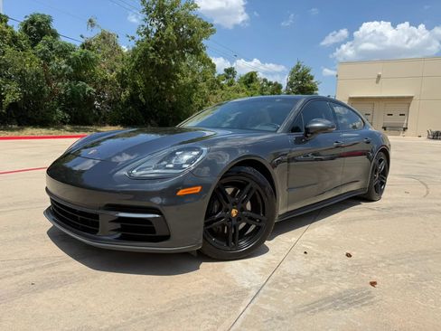 Used 2018 Porsche Panamera 4 AWD/4WD image 2