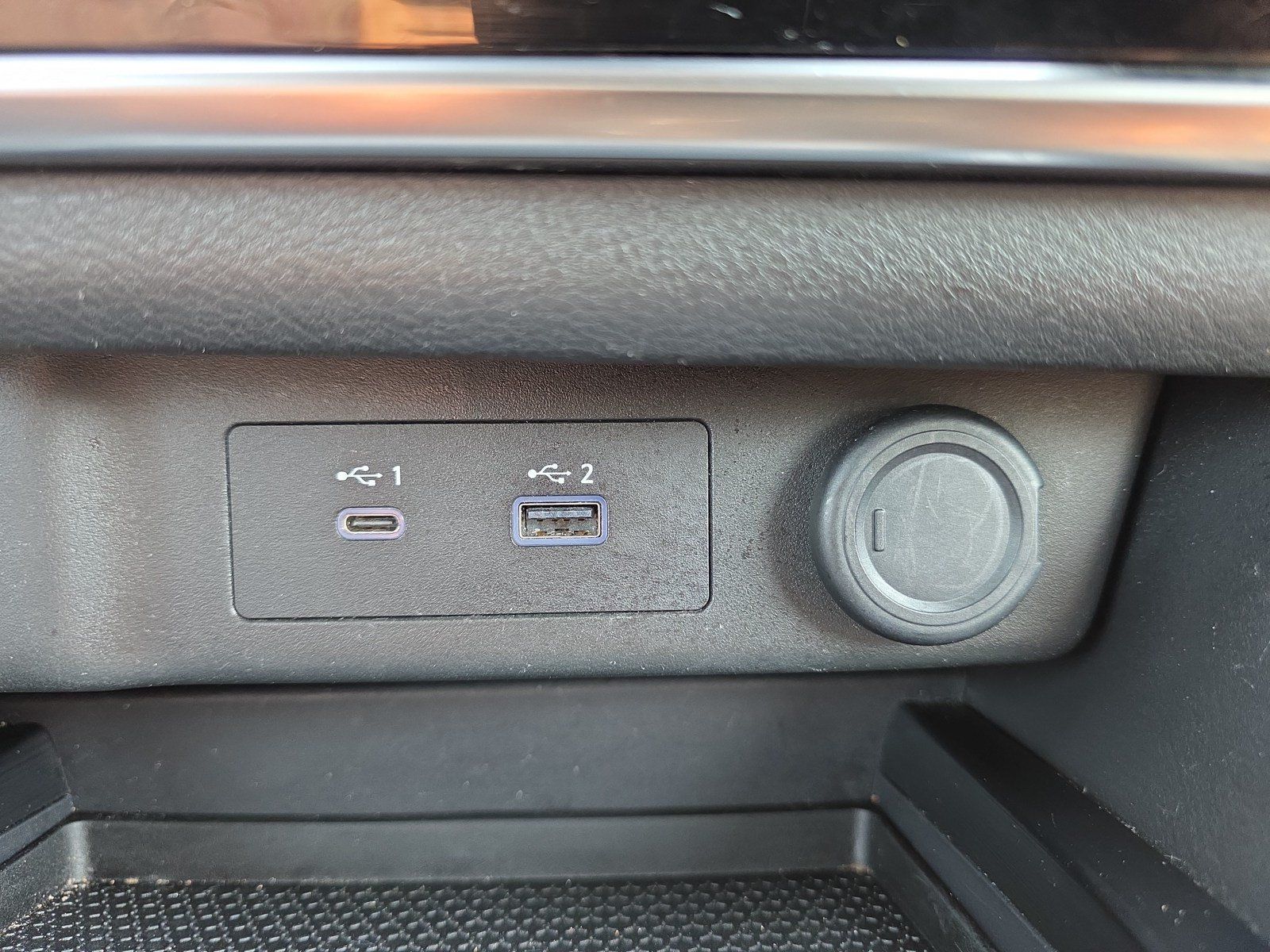 Used 2023 Nissan Rogue S AWD/4WD image 28
