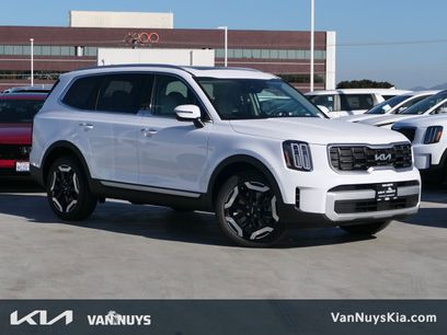 New 2025 Kia Telluride S