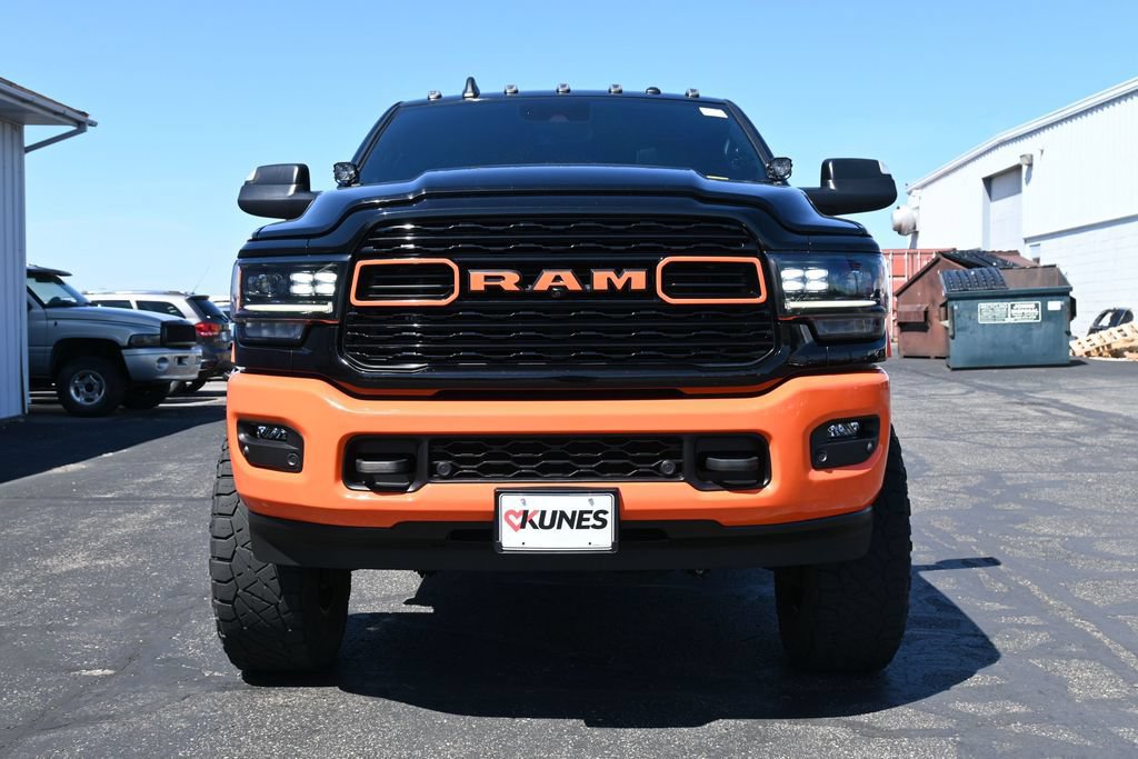 Used 2022 RAM 2500 Limited AWD/4WD image 9