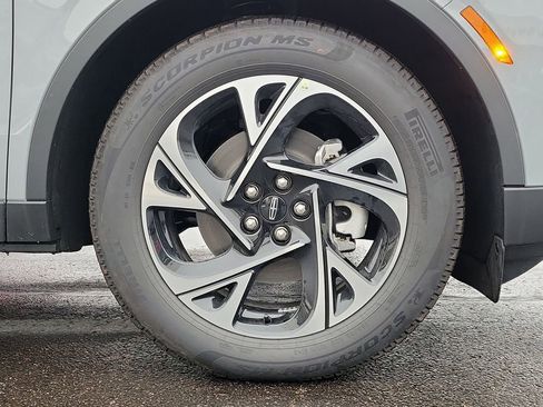 New 2026 Lincoln Nautilus Premier w/ Equipment Group 102A image 9