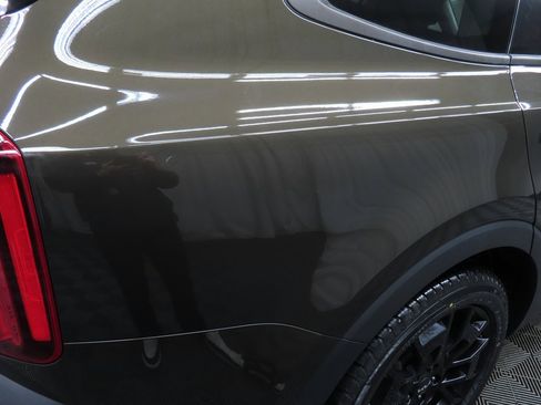 Used 2022 Kia Telluride SX w/ SX Prestige Package image 35