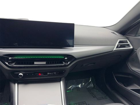 Used 2025 BMW 230i xDrive Coupe w/ Premium Package image 51