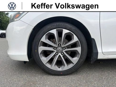 Used 2014 Honda Accord Sport image 11