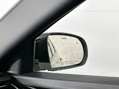 Used 2024 Jeep Compass Limited image 24