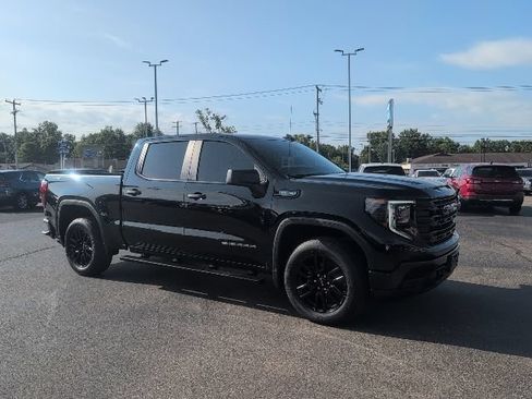 Used 2024 GMC Sierra 1500 Pro w/ Graphite Edition AWD/4WD image 10