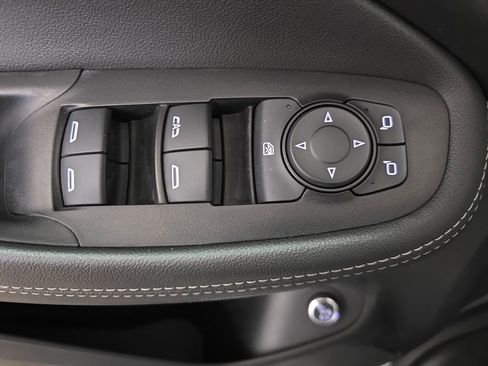 Certified 2023 Buick Encore GX Select w/ Sport Touring Package image 28