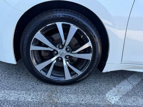 Used 2018 Nissan Maxima 3.5 SV FWD image 11