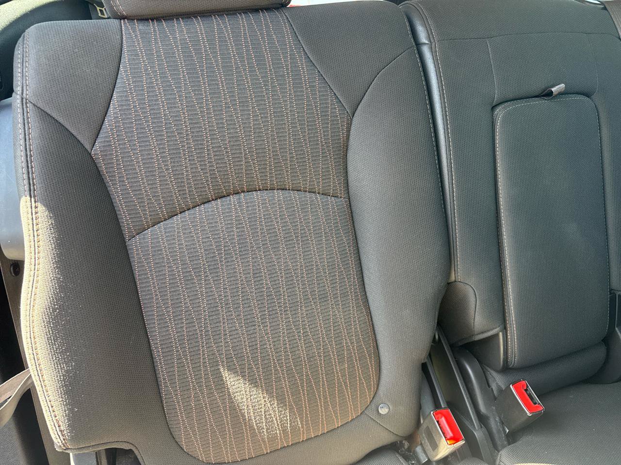Used 2015 Chevrolet Traverse LT w/ Style and Technology Package FWD image 16