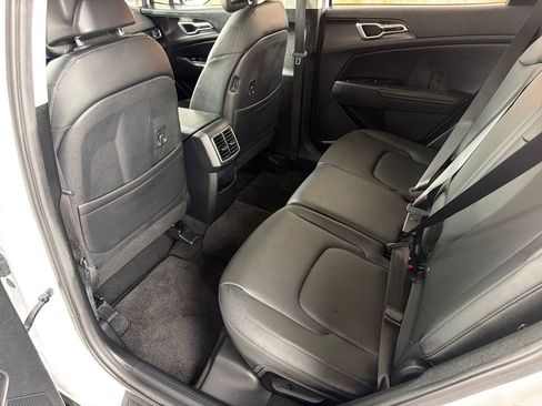 Used 2025 Kia Sportage EX image 30