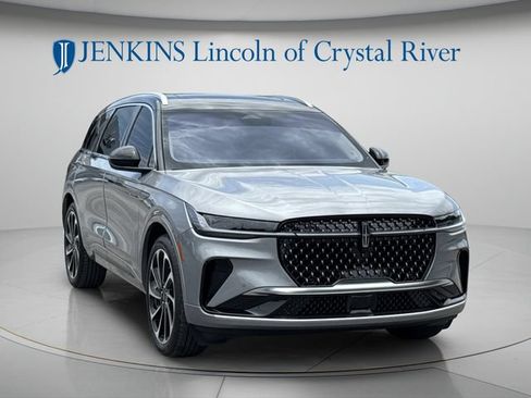 Used 2025 Lincoln Nautilus Black Label AWD/4WD image 15