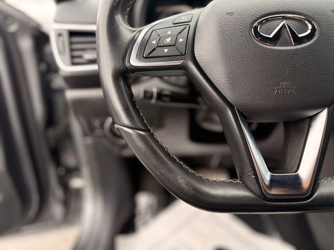 Used 2018 INFINITI QX30 Sport w/ Sport Leather Package image 17